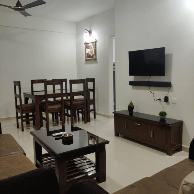 Kivi'S Kozy 2Bhk Luxurious Apartment Goa By Leela Homes 아르포라 외부 사진
